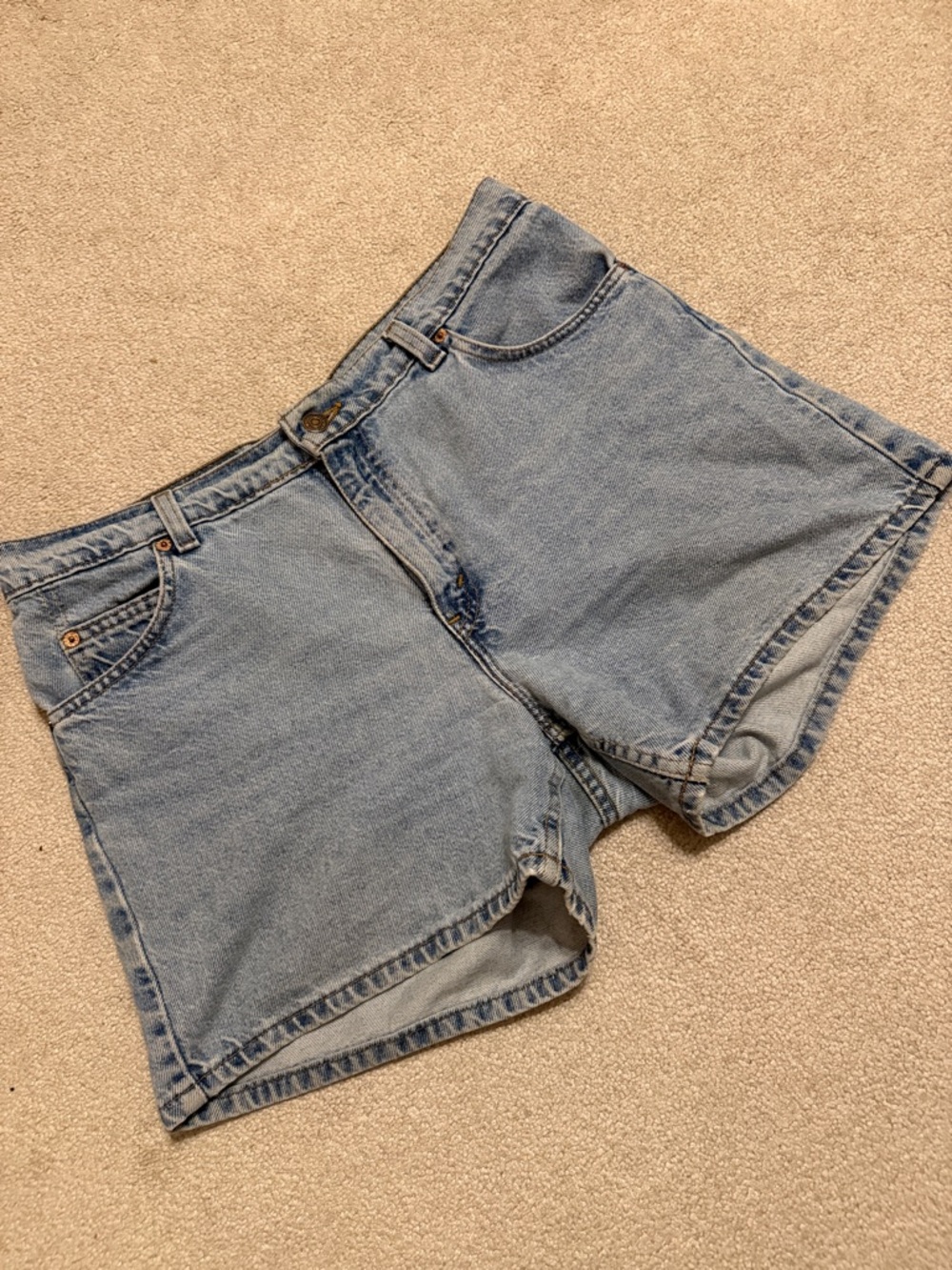 Vintage 90s Levi’s 38943 High Rise Jean Shorts 910 Classic Fit White Tab Size 12
